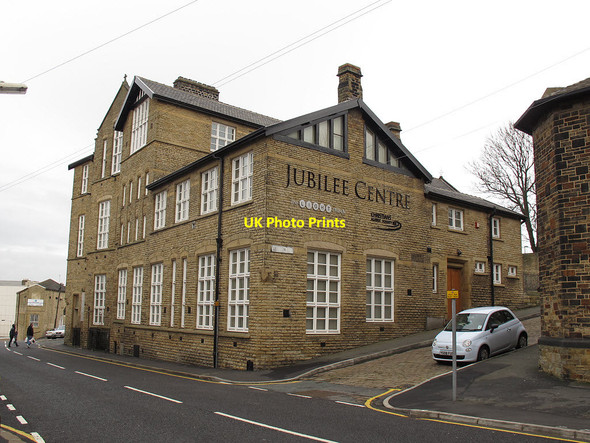 Photo 6"x4" Jubilee Centre, Stott Hill Bradford\/SE1632 c2011