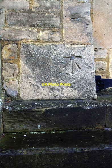 Photo 6"x4" Benchmark on County Hall, New Road Oxford\/SP5106 c2012