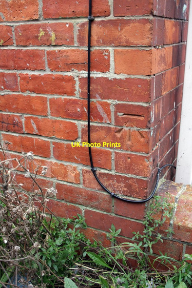 Photo 6"x4" Benchmark on #31 St Martin's Road Fortuneswell c2011