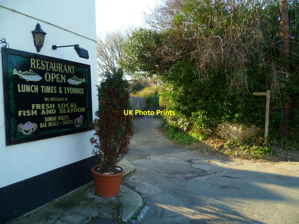 Photo 6"x4" Twitten from Albion Road next to The Lifeboat Inn Selsey c2012