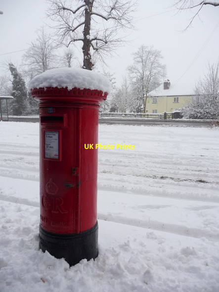 Photo 6"x4" Large George V Pillar Box, Bramley Road, London N14 Southgate\/TQ3094 c2012