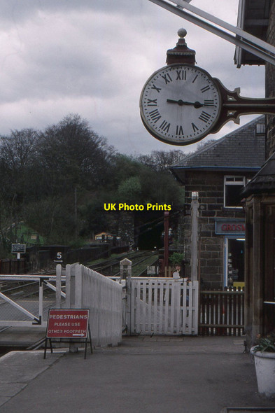 Photo 6"x4" Grosmont station, North Yorkshire Moors railway, looking towards the tunnels Grosmont\/NZ8205 c1996