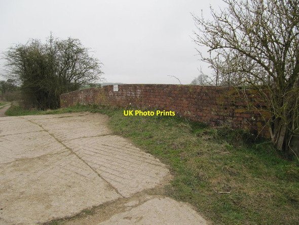 Photo 6"x4" Parapet this side Compton\/SU5280 c2012