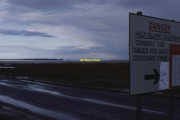 Photo 6"x4" Approaching the causeway to Holy Island Beal\/NU0642 c1996