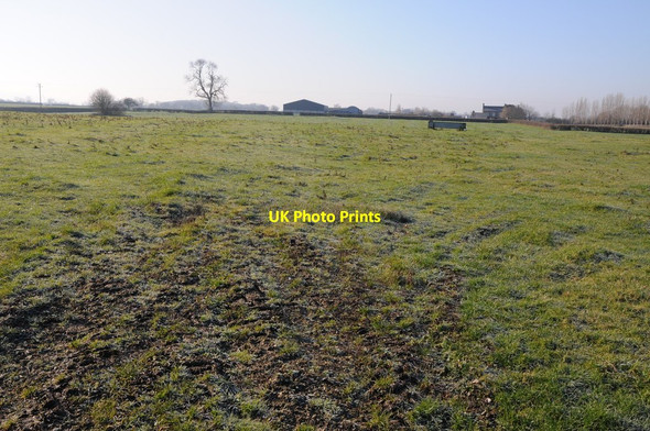 Photo 6"x4" Farmland near Manor Farm Standish\/SO8008 c2012