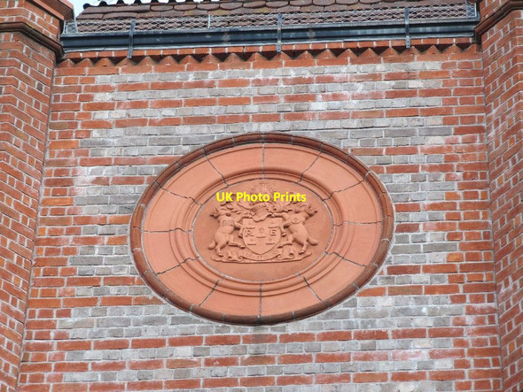 Photo 6"x4" On the Town Hall Reading c2012