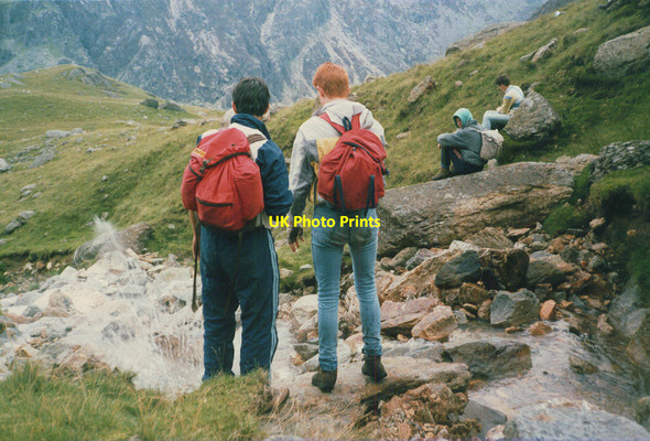 Photo 6"x4" Throwing stones Gwastadnant c1986