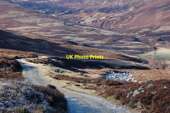 Photo 6"x4" Track down Glen Callater Tomintoul\/NO1490 c2012