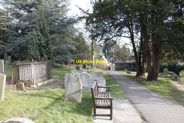 Photo 6"x4" Seat by the path Reading c2012