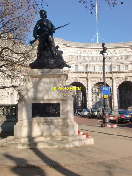Photo 6"x4" Statue and Admiralty Arch, London SW1 Westminster c2012