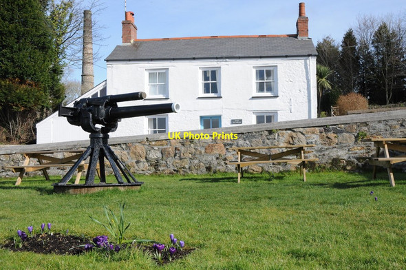 Photo 6"x4" Gun at Charlestown St Austell c2012