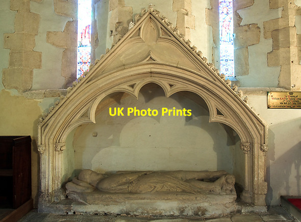 Photo 6"x4" Effigy of a de Cerne knight - church of St James, Draycot Cerne Draycot Cerne c2012
