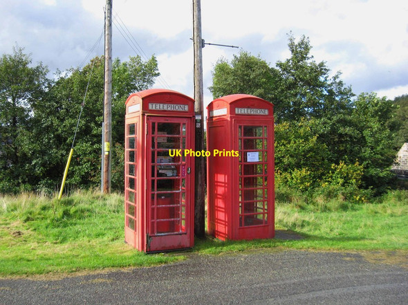 Photo 6"x4" Two red telephone kiosks, Inverarish, Raasay Inverarish c2010