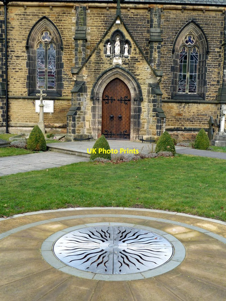 Photo 6"x4" Compass sculpture in church grounds Spinkhill c2012
