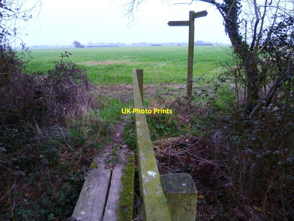 Photo 6"x4" Footbridge into field near Batchmere's Farm Highleigh\/SZ8498 c2012