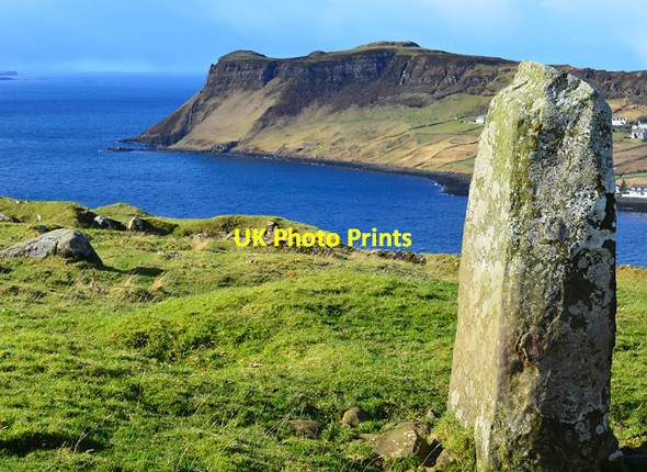 Photo 6"x4" Clach Ard Uige - The High Stone of Uig Uig\/NG3963 c2012