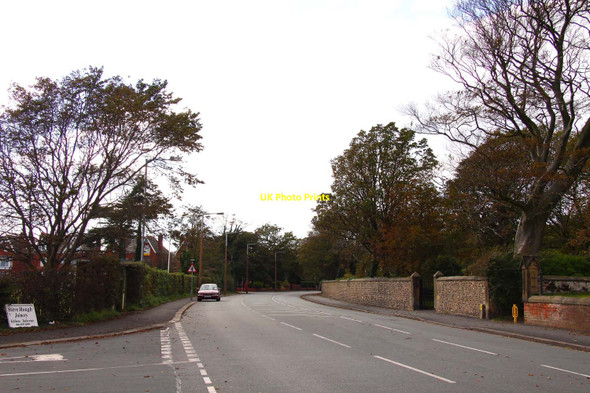 Photo 6"x4" Church Road in Lytham Lytham St Anne's c2011