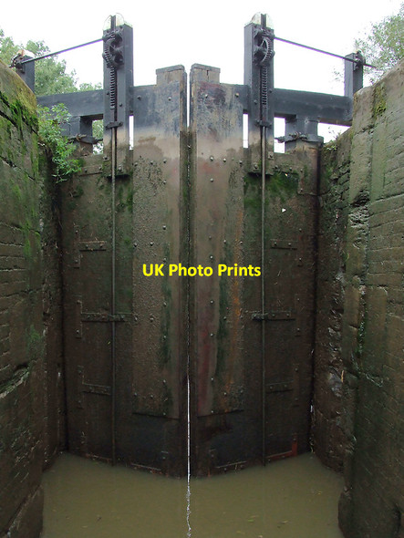 Photo 6"x4" In Middlewich Bottom Lock, Cheshire Middlewich c2011
