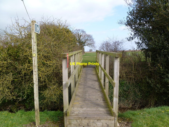 Photo 6"x4" Winfrith Newburgh, footbridge Portway\/SY8085 c2012