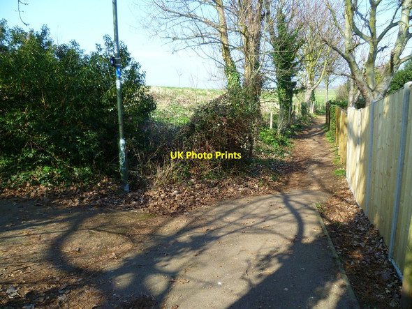 Photo 6"x4" Path junction near Spitfire Way Hamble-le-Rice c2012