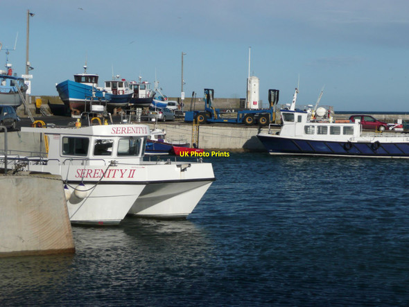 Photo 6"x4" Serenity in Seahouses Harbour Seahouses c2012