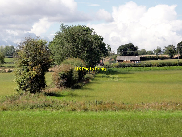 Photo 6"x4" Across Fields to Featherwell Farm Grimsthorpe c2011