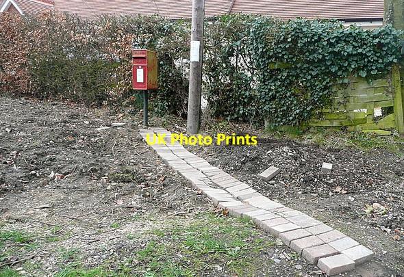 Photo 6"x4" Access to the postbox Old Burghclere c2012