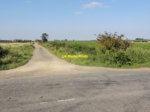 Photo 6"x4" Farm Track off South Fen Road Bourne\/TF0920 c2011