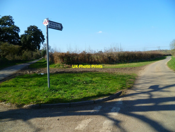 Photo 6"x4" Junction of Halnaker Barn and Norton Lanes Crockerhill\/SU9207 c2012