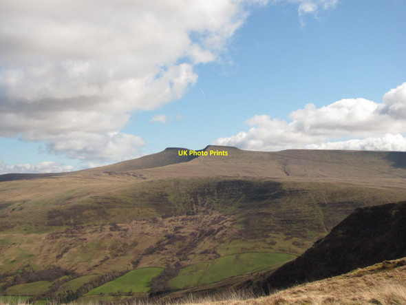 Photo 6"x4" Brecon Beacons from Craig Cerrig-gleisiad Heol Senni c2012