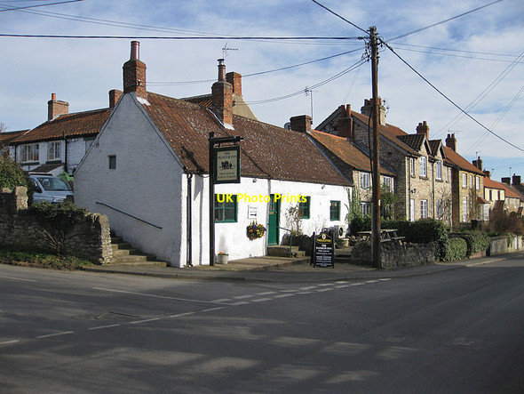 Photo 6"x4" The Plough Inn at Wombleton Beadlam c2012