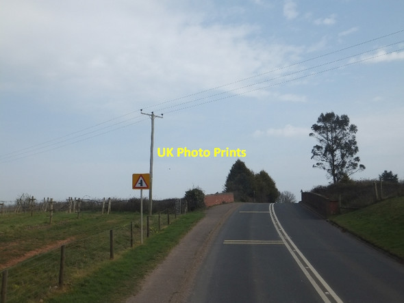 Photo 6"x4" B3181 bridge over Exeter - Taunton railway line St George's Well\/ST0208 c2012