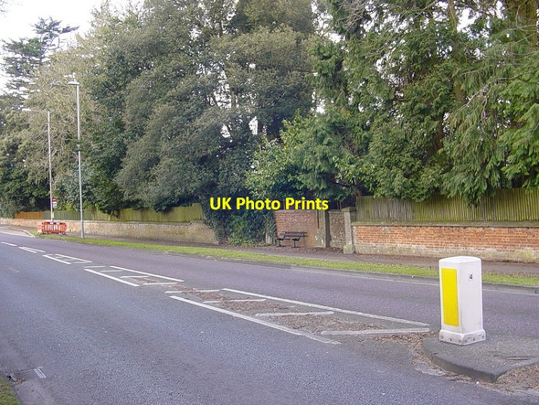 Photo 6"x4" Old Main Gate: Stewart Family Home - Ferndown Trickett's Cross c2012