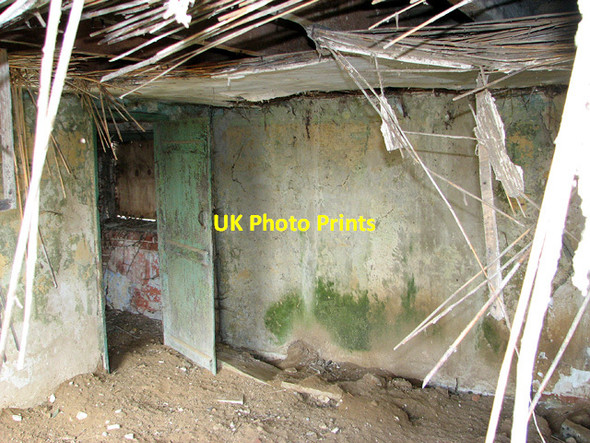 Photo 6"x4" Derelict cottage by Browns Hill Irstead Street c2012 P1