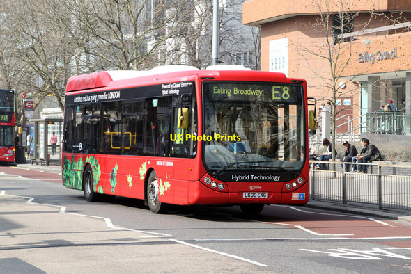 Photo 6"x4" Hybrid In Ealing Ealing c2012