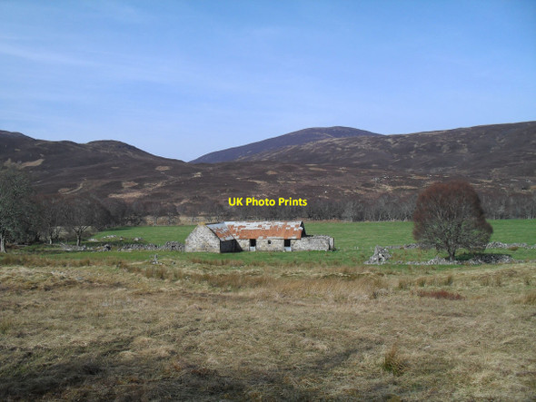 Photo 6"x4" Farm building in Upper Strath Carron Amatnatua c2012