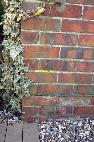 Photo 6"x4" Benchmark on #42 Park Road Tilehurst\/SU6673 c2012