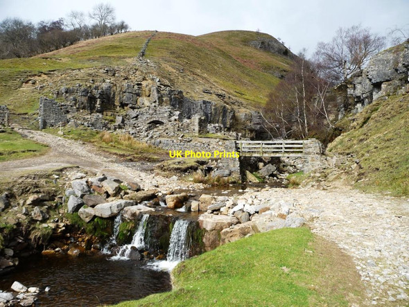 Photo 6"x4" Take your pick at Swinner Gill Keld\/NY8901 c2012