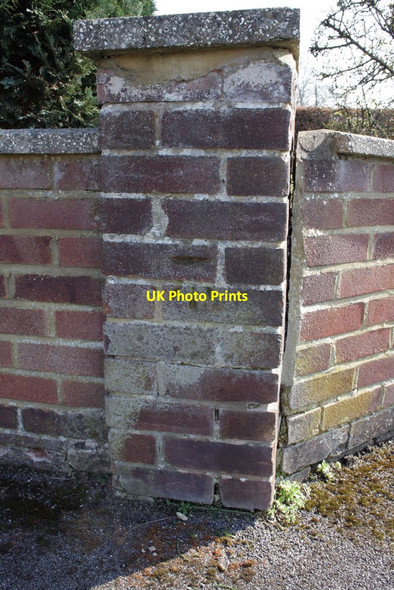 Photo 6"x4" Benchmark on wall outside #1 White Lodge Close Purley on Thames c2012