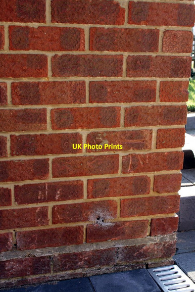 Photo 6"x4" Benchmark on #123 Cotswold Way Purley on Thames c2012