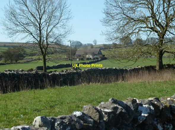Photo 6"x4" Fields and bungalow near Monyash Monyash c2012
