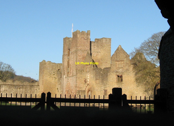 Photo 6"x4" Ludlow Castle Ludlow c2012