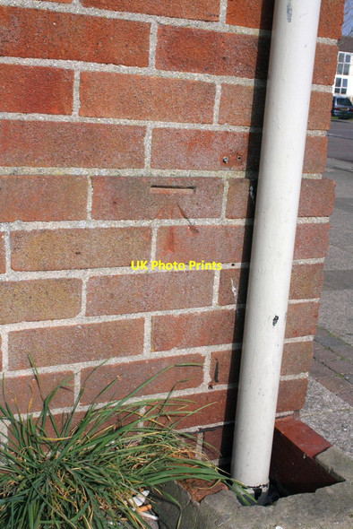 Photo 6"x4" Benchmark on The Village Inn, Fane Drive Berinsfield c2012