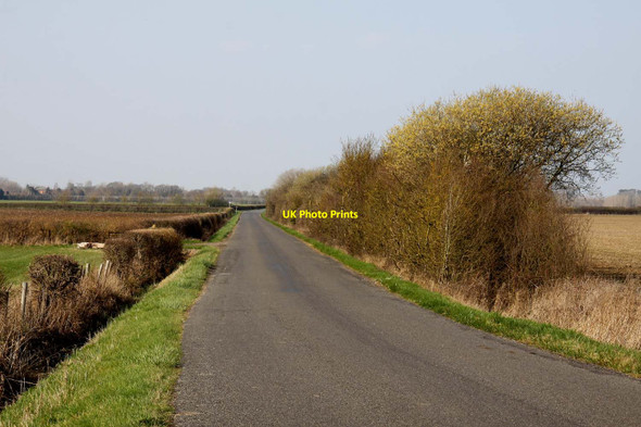 Photo 6"x4" The road to Southmoor Lyford c2012