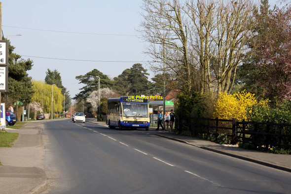 Photo 6"x4" Bus stop on Faringdon Road Southmoor c2012