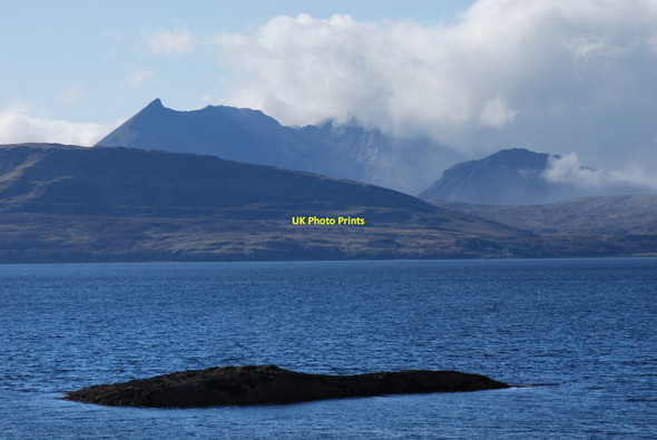 Photo 6"x4" Loch Eishort and the Cuillins from Ord Tokavaig\/T\u00f2cabhaig c2012