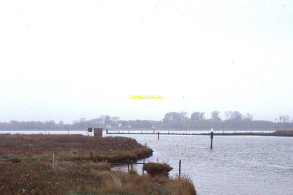 Photo 6"x4" Meeting of the Rivers Yare and Waveney, from outside the Berney Arms pub Burgh Castle\/TG4804 c1997