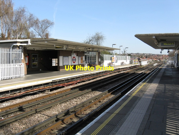 Photo 6"x4" Queensbury station, Jubilee Line Kenton\/TQ1788 c2012