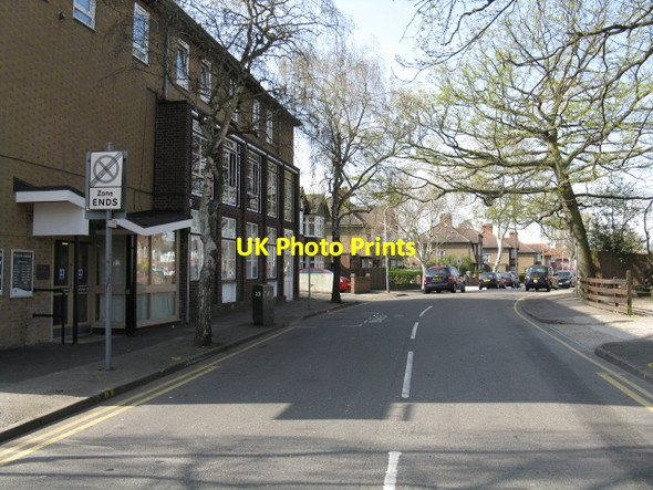 Photo 6"x4" Meadow Way, Eastcote Pinner c2012