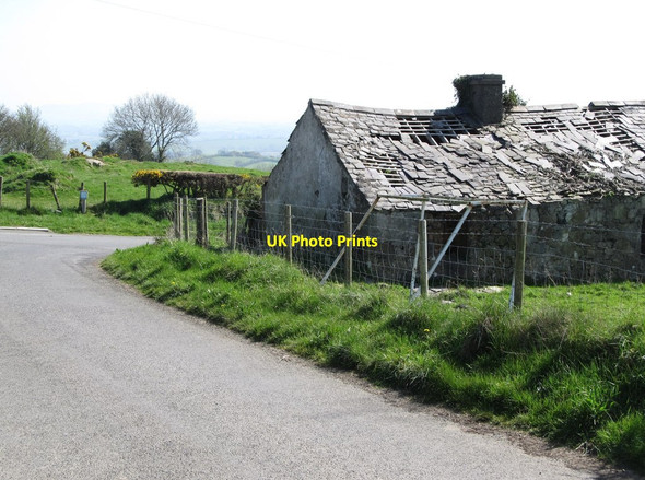 Photo 6"x4" Derelict cottage at the ninety degree bend in Lisnacroppan Road Ballyroney c2012